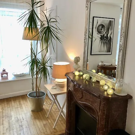 Cœur Saint-martin Apartment *